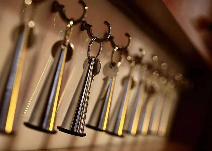 Le Boutique Garonne By Occitania 4* Тулуза