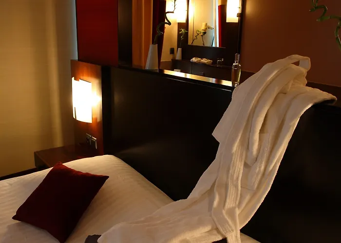 Le Boutique Garonne By Occitania 4* Тулуза