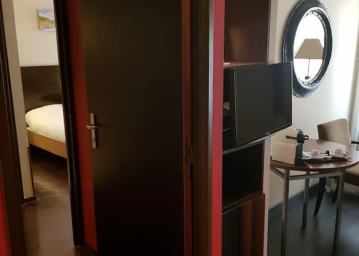 Le Boutique Garonne By Occitania ホテル