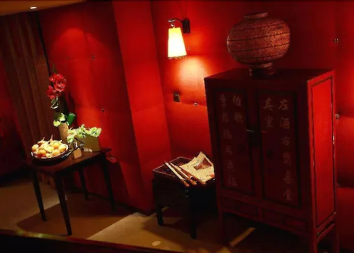 Отель Le Boutique Garonne By Occitania