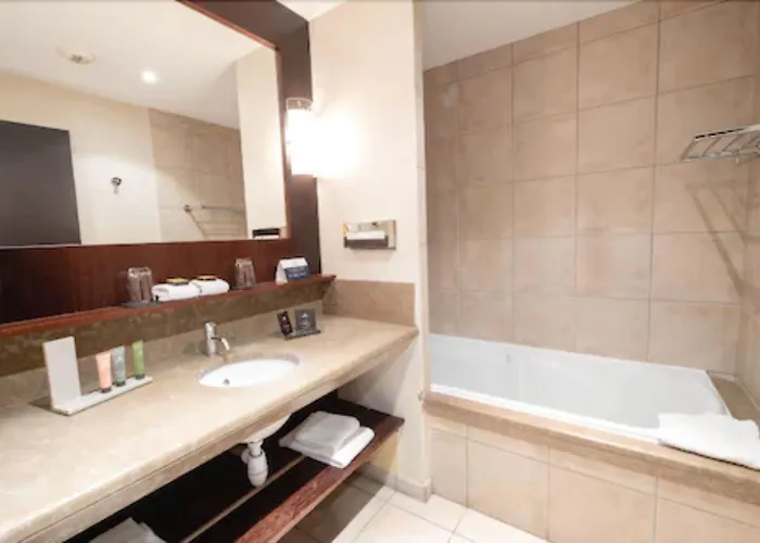 Le Boutique Garonne By Occitania Отель Тулуза